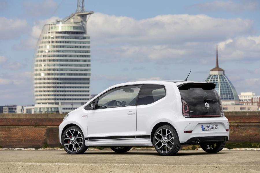  Volkswagen up! GTI Concept 2017 года  (фото 13 из 19)